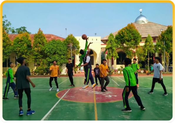 Lapangan Olahraga SMPIT Ibadurrahman